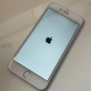 SOLD  iPhone 6 Silver 64 gigabytes